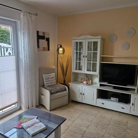 Lilly Fine Apartman *